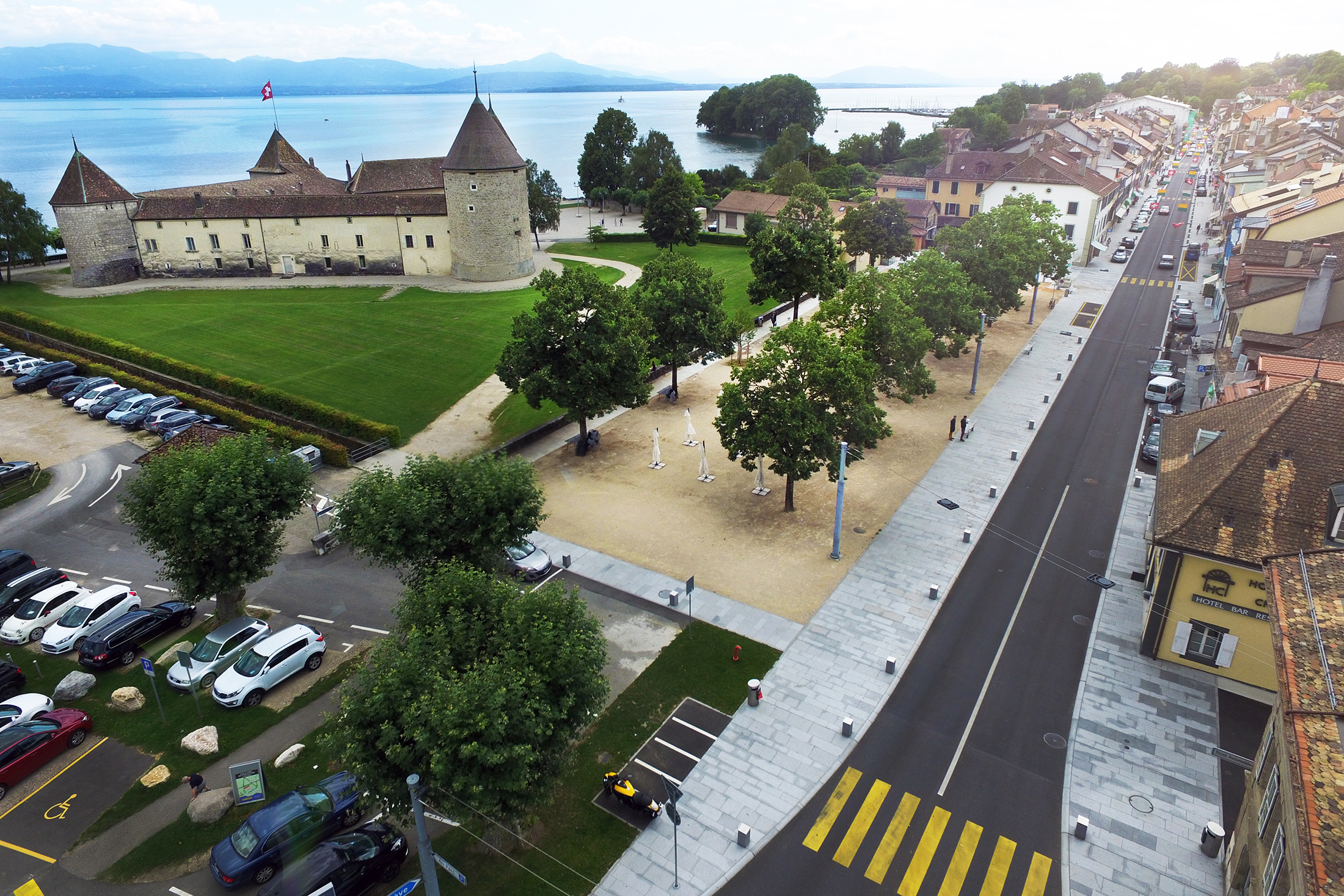 La Grand-Rue et la Place du château